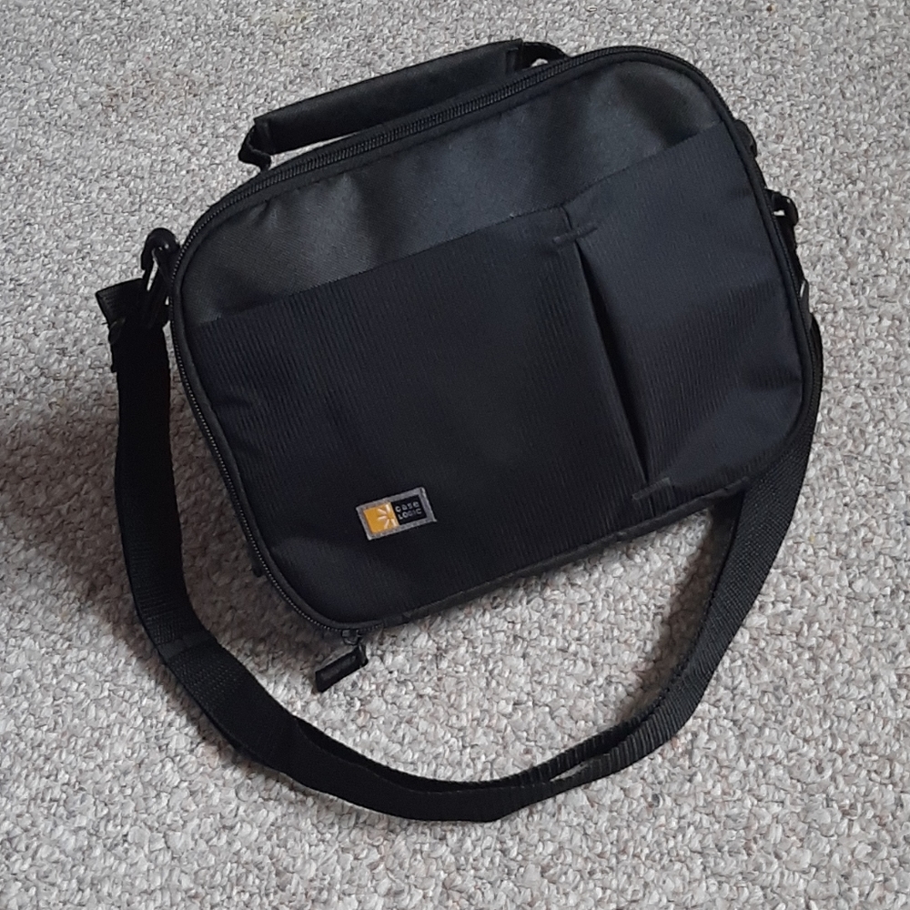 Case Logic Flat Camera Bag